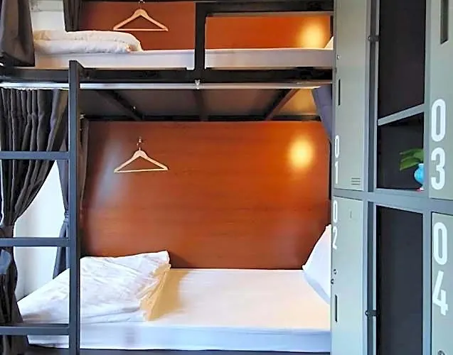 Apartment45 Hostal *