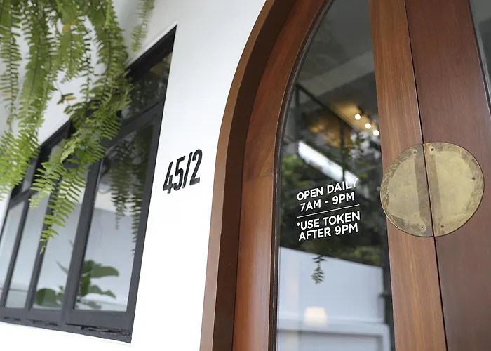 Hostal Apartment45 *